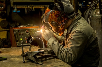 Best Industries for Welding Jobs in 2024