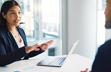 Top 5 Benefits of Partnering with Local Staffing Agencies Near You